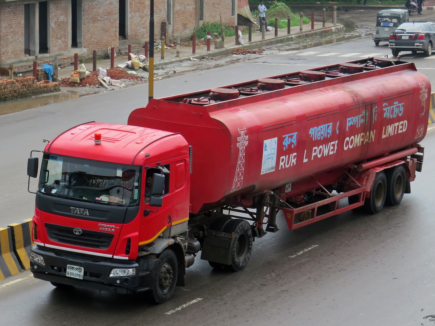 Fuel trucks